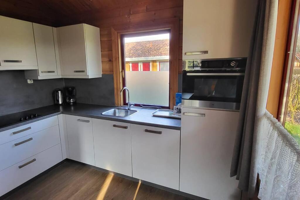 Wellness Bungalow Uppsala Gramsbergen Bagian luar foto