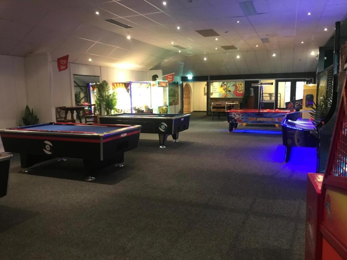 Wellness Bungalow Uppsala Gramsbergen Bagian luar foto