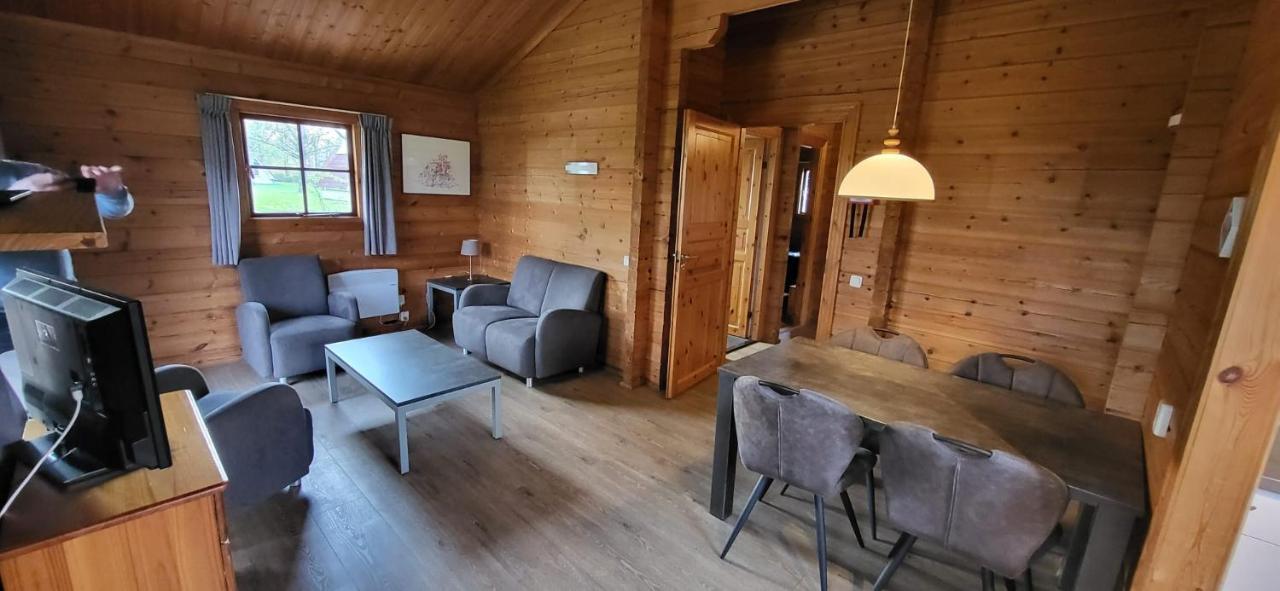 Wellness Bungalow Uppsala Gramsbergen Bagian luar foto